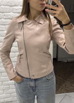 Рожева кожана куртка кожанка xs