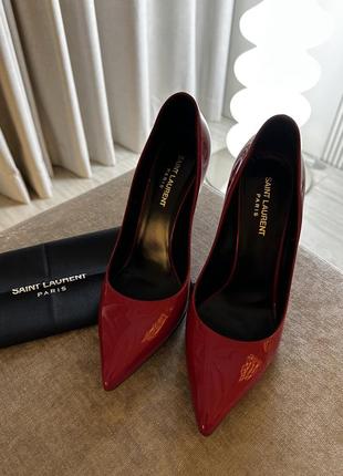 Туфлі saint laurent