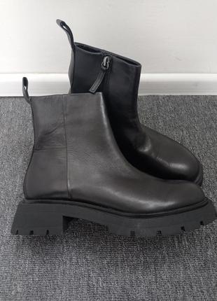 Черевики zara