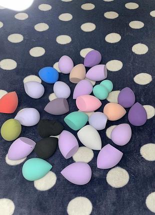 Спонжи для макияжа3 фото