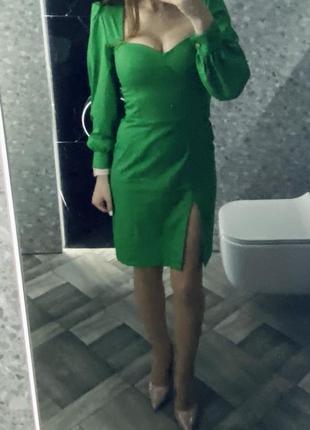 Платье зеленое нарядное2 фото