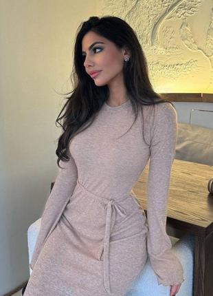 Сукня плаття