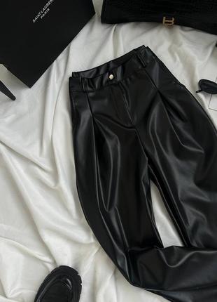Женские брюки брюки брюки из эко кожи черный и бордо