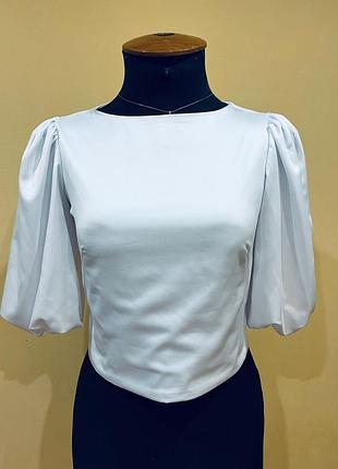 Продам белую блузку okira, размер s- m
