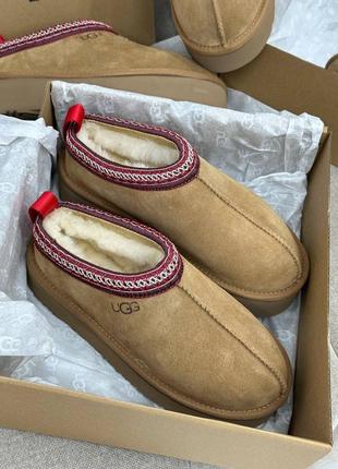 Короткие угги в стиле ugg