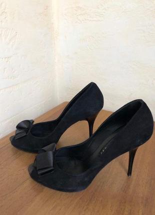 Туфлі жіночі