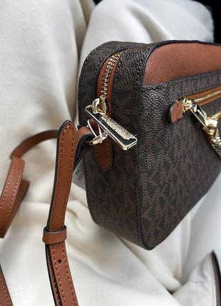 Жіноча шкіряна брендова сумочка з оригінальним принтом michael kors brown premium10 фото