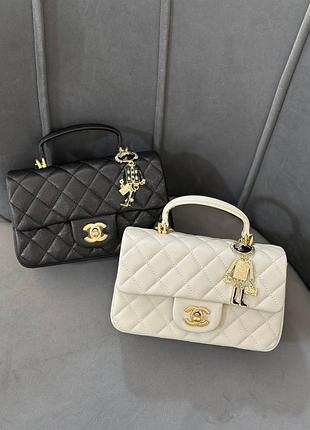 Женская сумка в стиле chanel