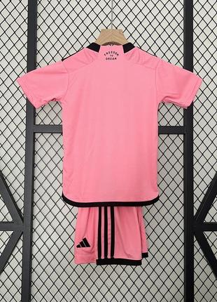 Детская футбольная форма интер маями розовая для детей мальчика девочки унисекс месси роналдо