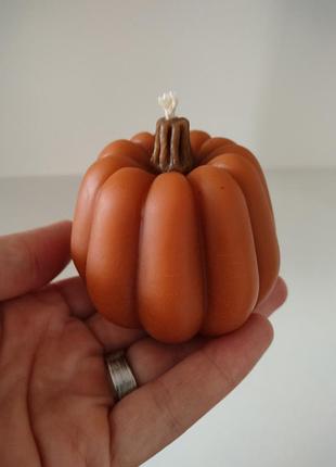Свеча тыква дамплинг из пчелиного воска sobitka 20 часов горения