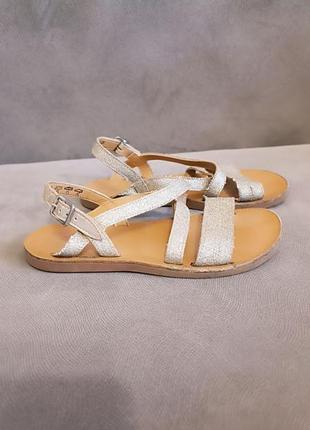 Босоніжки сандалі pom d'api