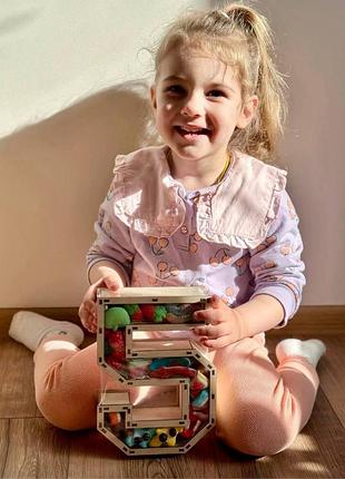 Символический подарок в виде желейного набора "цифра 5 standard" /21*15*5,5 см/650-750 грамм