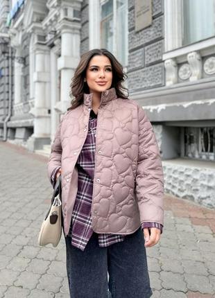 Легкая, стильная, удобная куртка