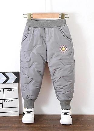 Стильные и практичные брюки.
🔹верх - плащевая ткань, наполнитель - небольшой слой синтепона, подклад - флис!