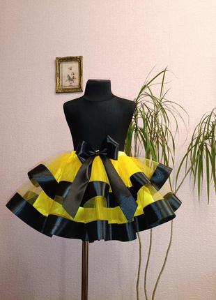 Юбочка желто черная к костюму пчелка. из атласа и фатина. 4-7 р