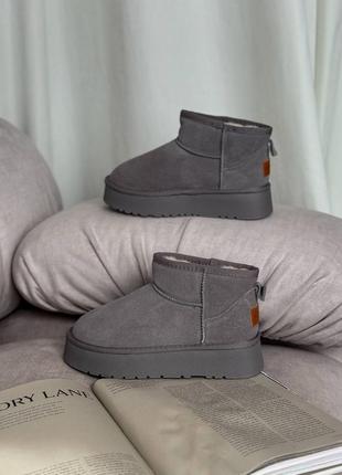 Жіночі уггі замшеві короткі на потовщеній підошві, серые укороченные угги натуральная замша