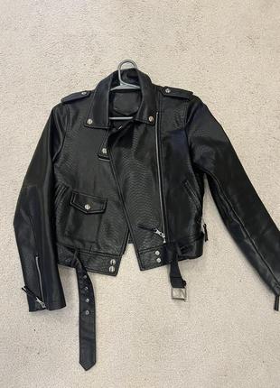 Куртка шкіряна