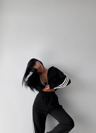 Костюм жіночий спортивний під adidas / костюм однотонний з полосками по сторонах / костюм жіночий якісна петля / є обмін / стильні новинки7 фото
