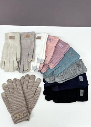 Женские перчатки трикотажные теплые