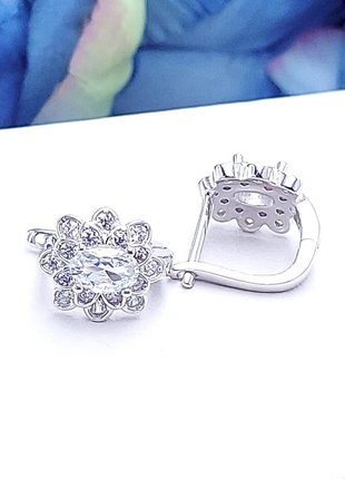 Серебряные серьги с белым фианитом на английской застежке. ch 1350