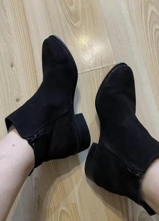 Чёрные под замш - осенне -весенние ботинки