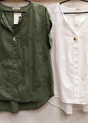 Блузка - топ с цветочным узором v-образным вырезом. один размер.