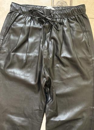 Шкіряні штани ,zara xs-s9 фото