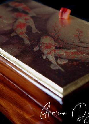 Шкатулка "рыбы кои"