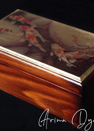 Шкатулка "рыбы кои"