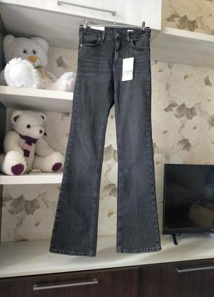 Джинсы клеш 34 размер 25-26 zara