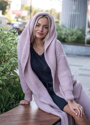 Кардиган з капюшоном та поясом з шерстю