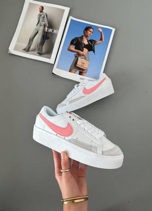 Blazer low platform