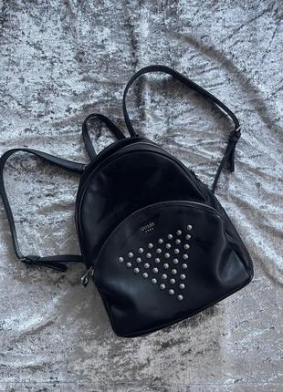 Черный рюкзак guess распродаж