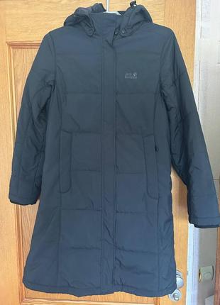 Продається оригінальне зимове пальто jack wolfskin