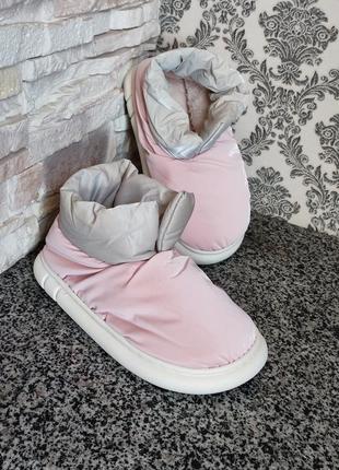 Жіночі❤️❤️ зимові теплі хутряні капці-чобітки, дутіки, угг р. 36-37 устілка 23-23,5 см.