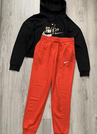 Nike красные брюки s - размер, оригинал