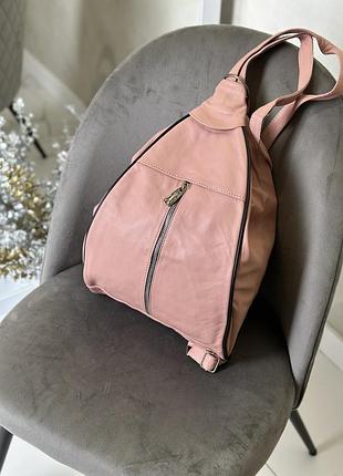 Рюкзак из кусочков кожи