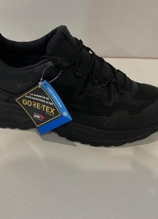 Deckers x  lab
