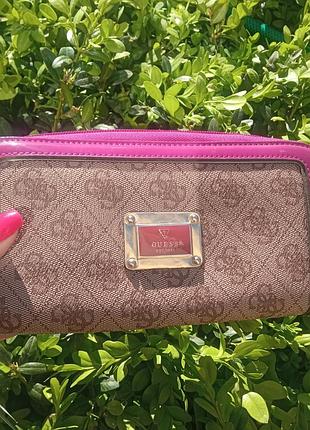 Кошелек от guess новый , но с браком