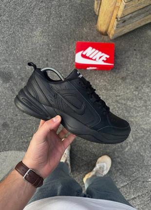 Кроссовки nike air monarch