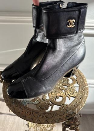 Ботинки модного дома «chanel »