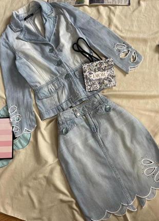 Roccobarocco  костюм джинс  піджак та спідниця