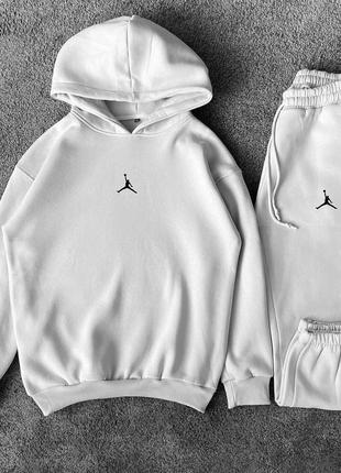 Белый мужской винтажный спортивный костюм jordan