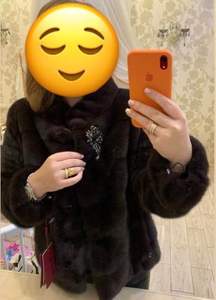 Шикарна нова норкова шуба з брошкою автоледі