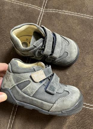 Ботинки полуботинки 21