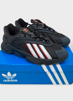 Кроссовки adidas oztral
