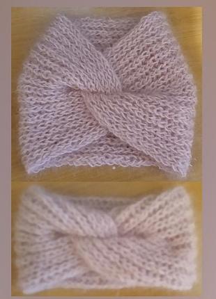Пов'язка-чалма  зв'язана спицями з пуху ангорського кролика.