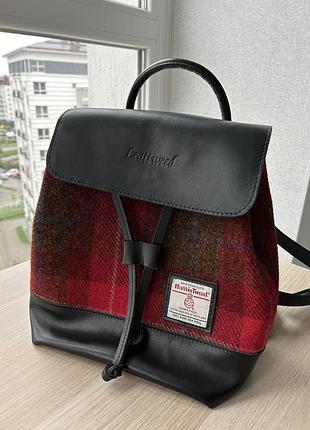 Кожаный рюкзак женский черный красный из шотландской ткани , ручная работа