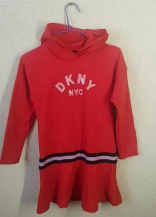 Платье с капюшоеом dkny 10 лет