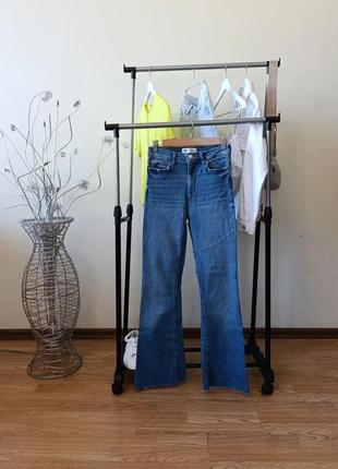 Джинсы клеш zara